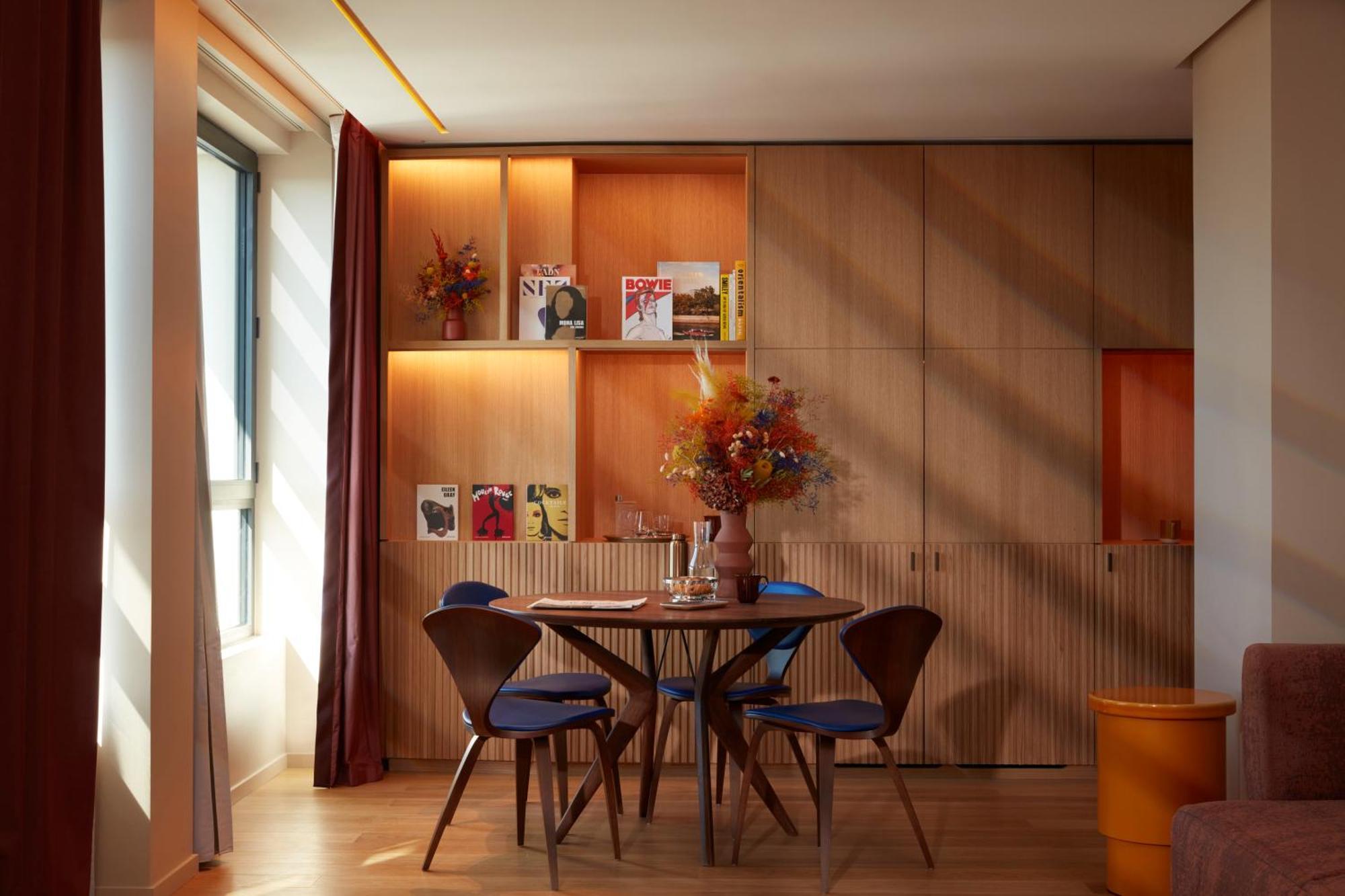 So/ Paris Hotel מראה חיצוני תמונה Dining room