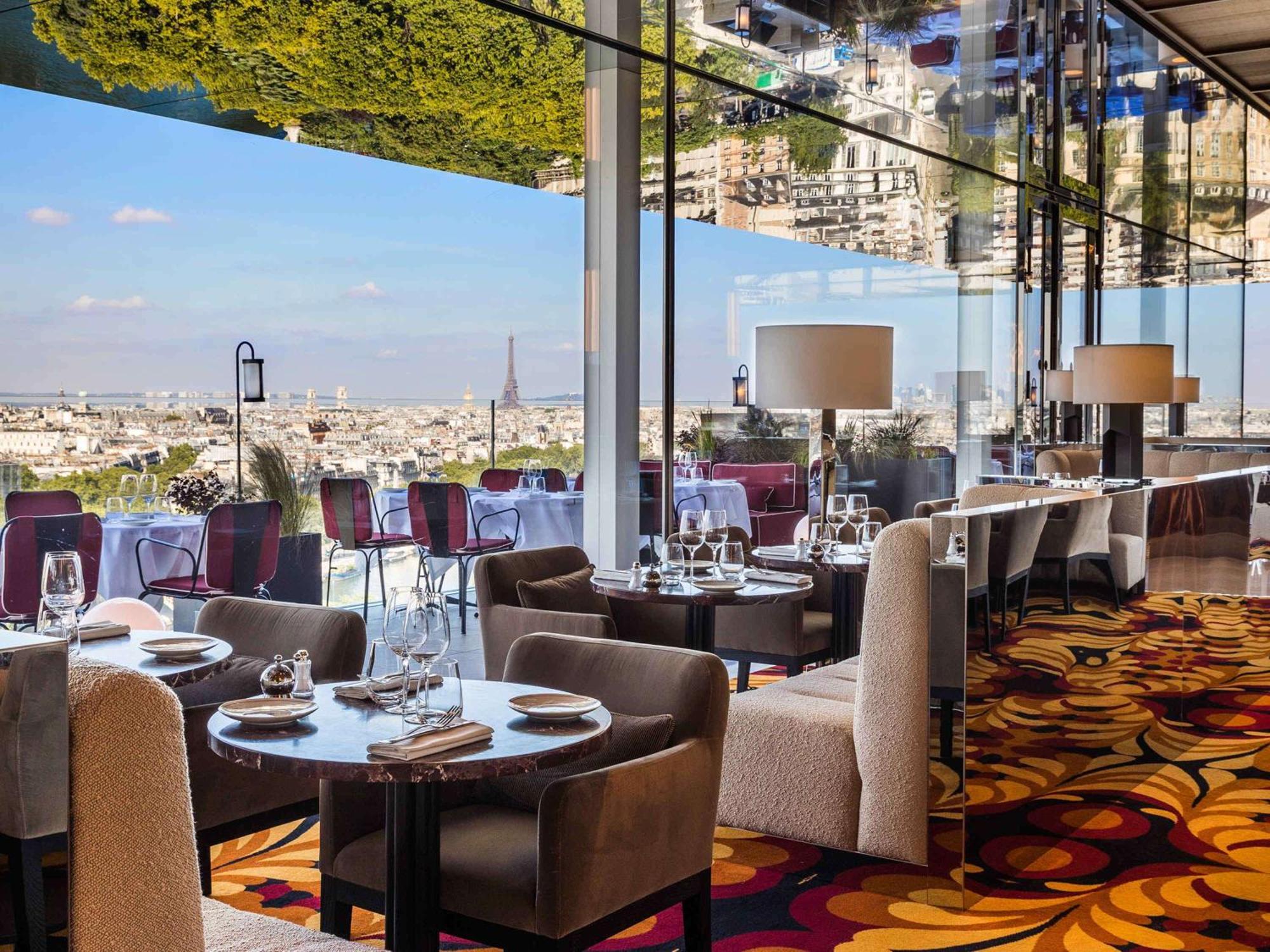 So/ Paris Hotel מראה חיצוני תמונה Restaurant Le Ciel