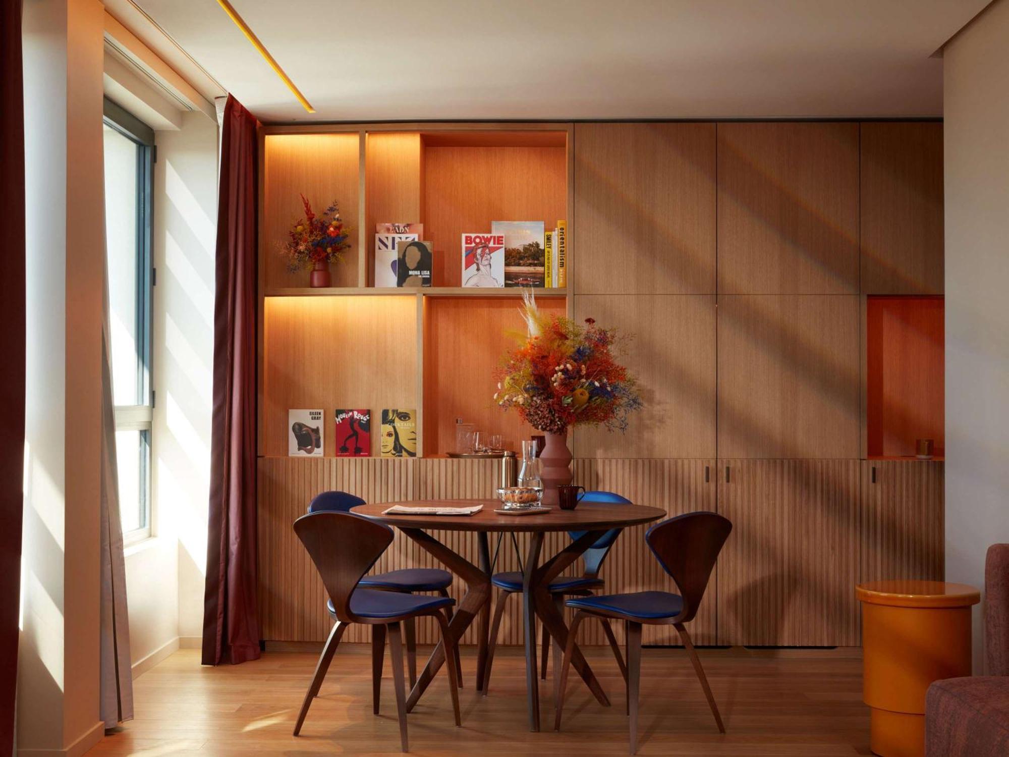 So/ Paris Hotel מראה חיצוני תמונה The dining room